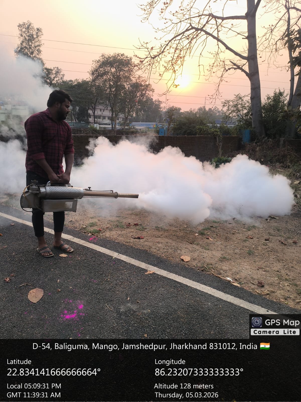 Jamshedpur Mango : मानगो में मेयर सुधा गुप्ता ने शुरू कराया विशेष सफाई अभियान, मच्छरों से बचाव के लिए फॉगिंग भी शुरू